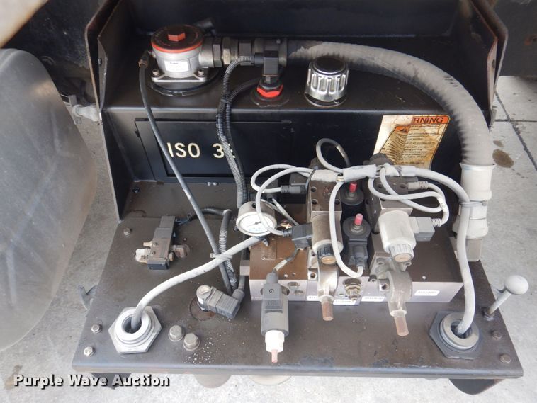 image for item DP0299 2011 International WorkStar 7400  dump truck