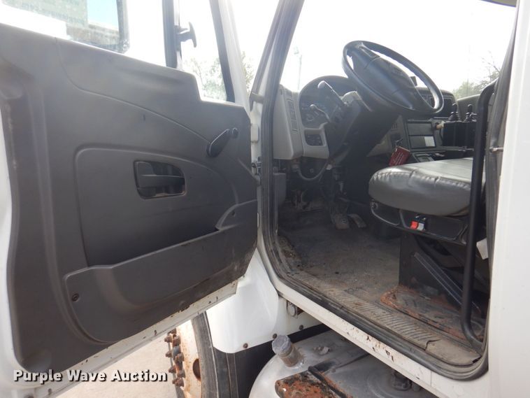 image for item DP0299 2011 International WorkStar 7400  dump truck