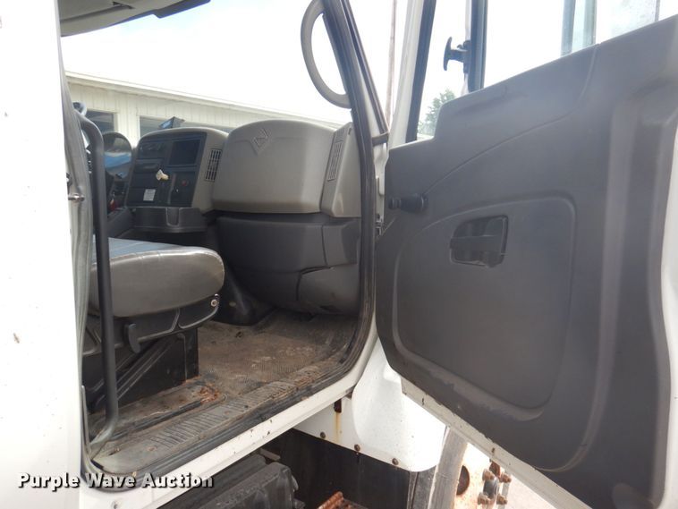 image for item DP0299 2011 International WorkStar 7400  dump truck