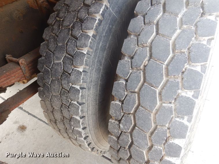 image for item DP0299 2011 International WorkStar 7400  dump truck