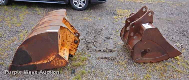 image for item DP4738 (2) backhoe buckets