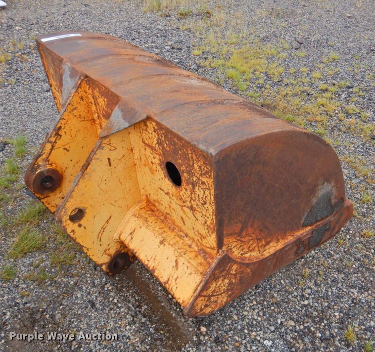 image for item DP4738 (2) backhoe buckets