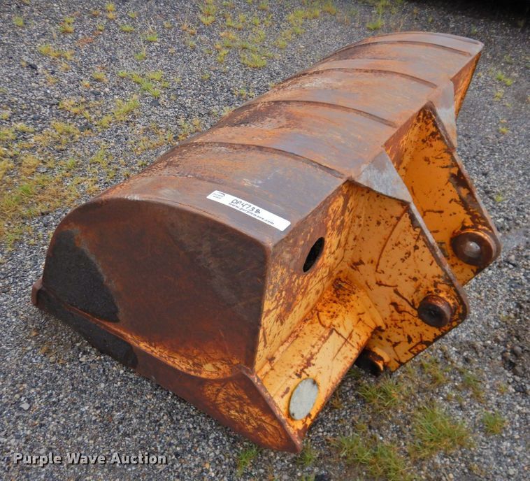 image for item DP4738 (2) backhoe buckets