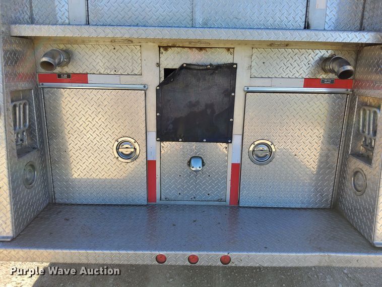 image for item DR0944 1992 Ford LS9000  tanker fire truck