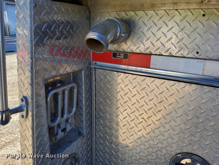 image for item DR0944 1992 Ford LS9000  tanker fire truck