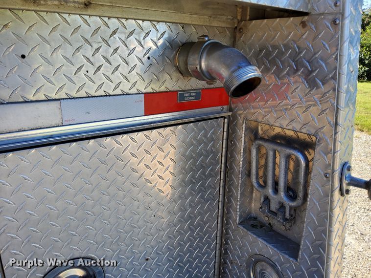 image for item DR0944 1992 Ford LS9000  tanker fire truck