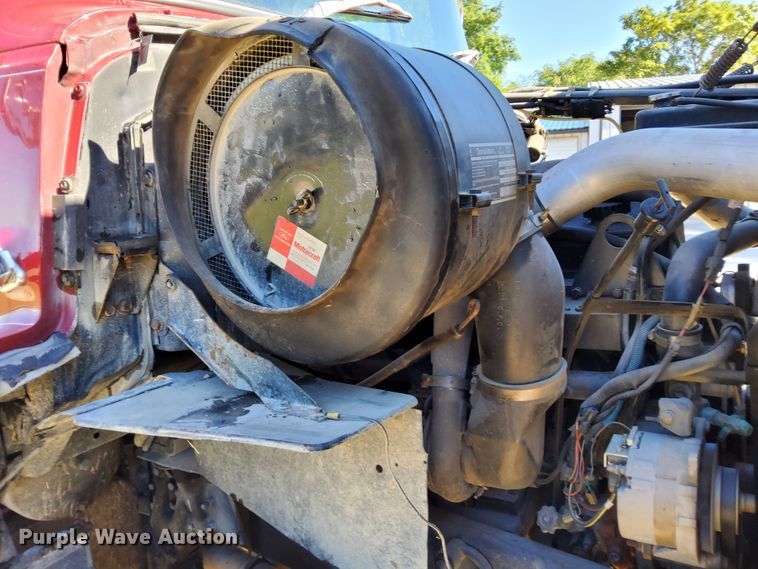 image for item DR0944 1992 Ford LS9000  tanker fire truck