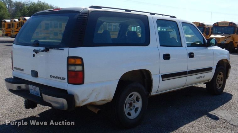 image for item DR1862 2005 Chevrolet Suburban  SUV