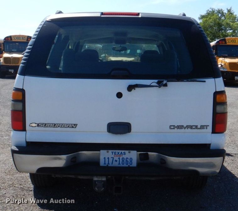 image for item DR1862 2005 Chevrolet Suburban  SUV