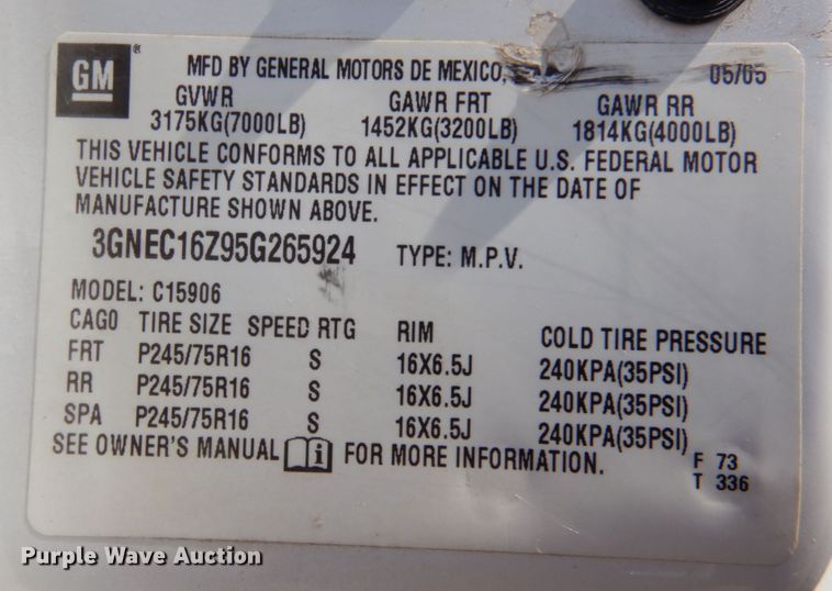 image for item DR1862 2005 Chevrolet Suburban  SUV