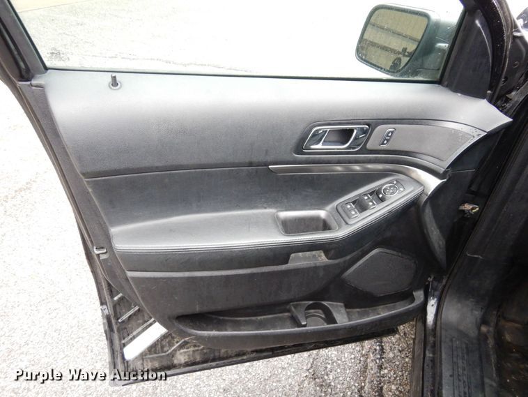 image for item DS1333 2017 Ford Explorer Police Interceptor  SUV