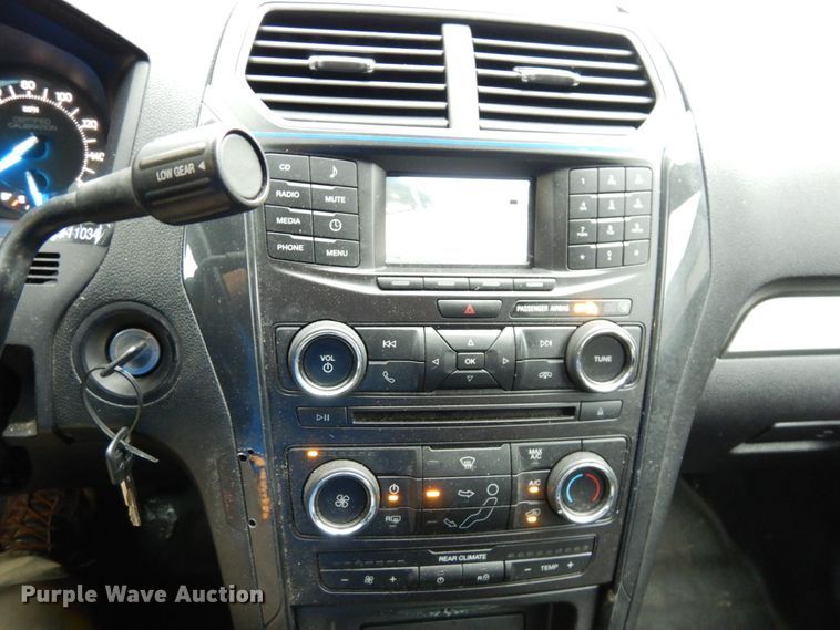 image for item DS1333 2017 Ford Explorer Police Interceptor  SUV