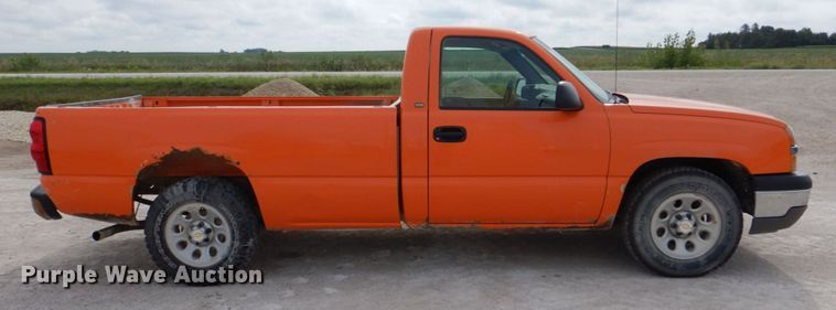image for item DS8178 2005 Chevrolet Silverado 1500  pickup truck
