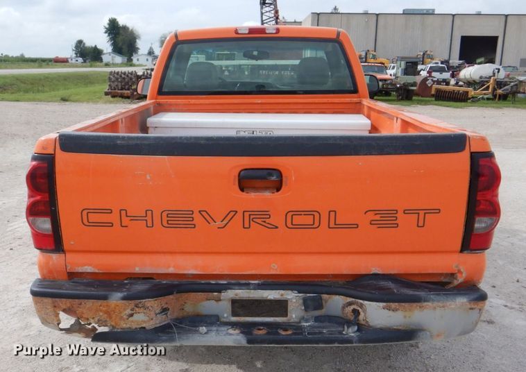 image for item DS8178 2005 Chevrolet Silverado 1500  pickup truck