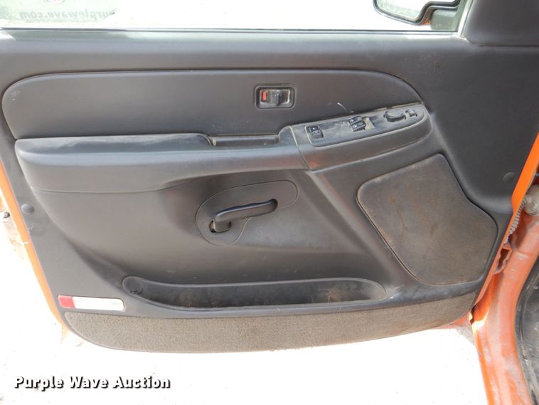 image for item DS8178 2005 Chevrolet Silverado 1500  pickup truck