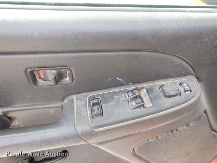 image for item DS8178 2005 Chevrolet Silverado 1500  pickup truck