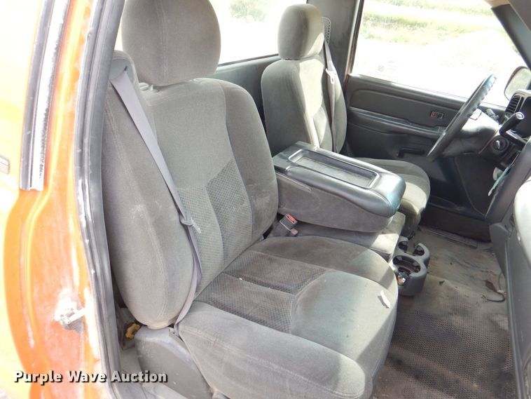 image for item DS8178 2005 Chevrolet Silverado 1500  pickup truck