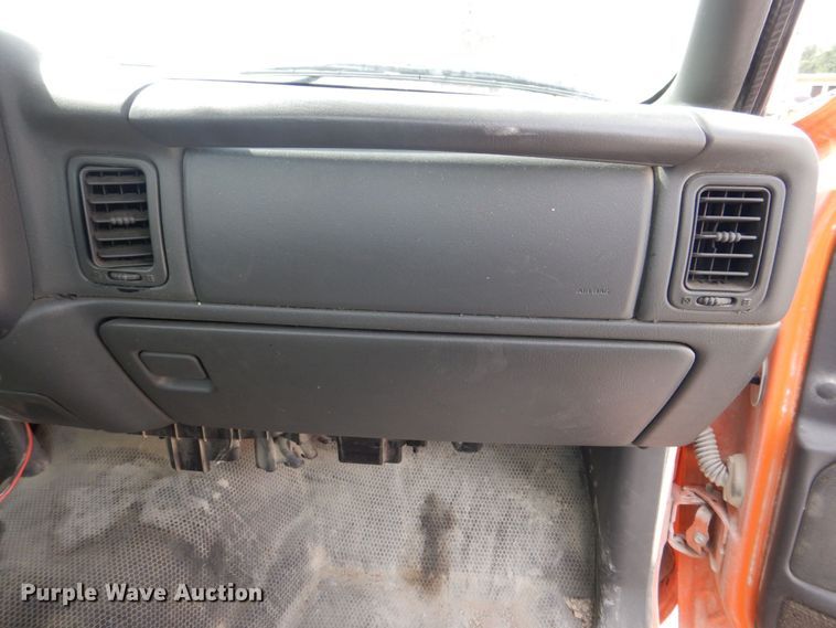 image for item DS8178 2005 Chevrolet Silverado 1500  pickup truck