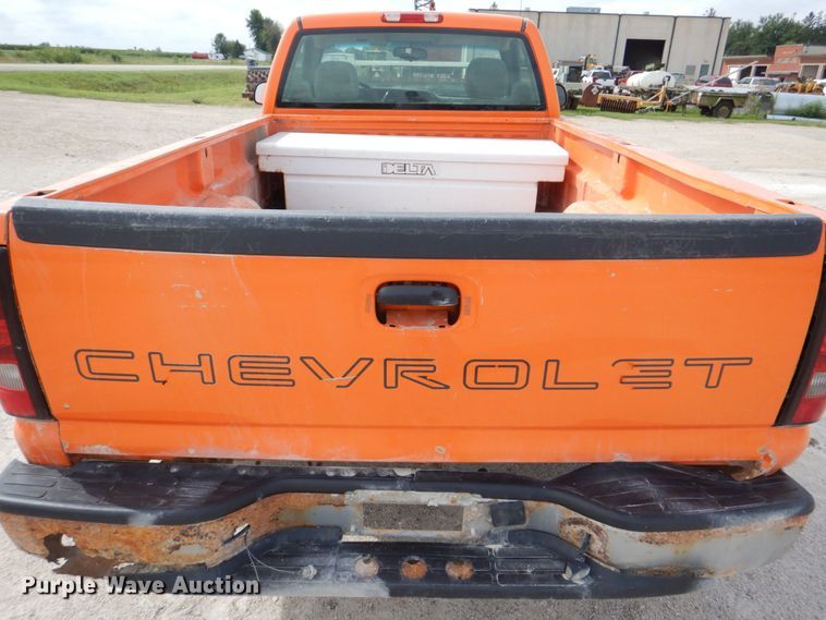 image for item DS8178 2005 Chevrolet Silverado 1500  pickup truck