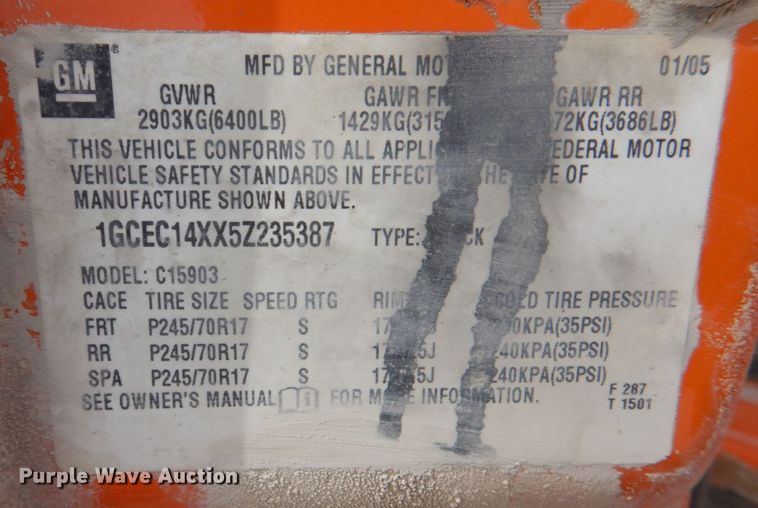 image for item DS8178 2005 Chevrolet Silverado 1500  pickup truck