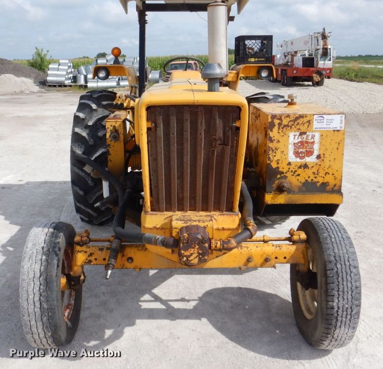 image for item DS8179 1979 Ford 6600 Tiger Special  tractor