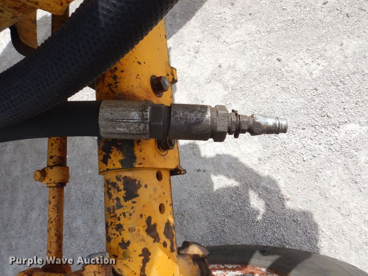 image for item DS8179 1979 Ford 6600 Tiger Special  tractor