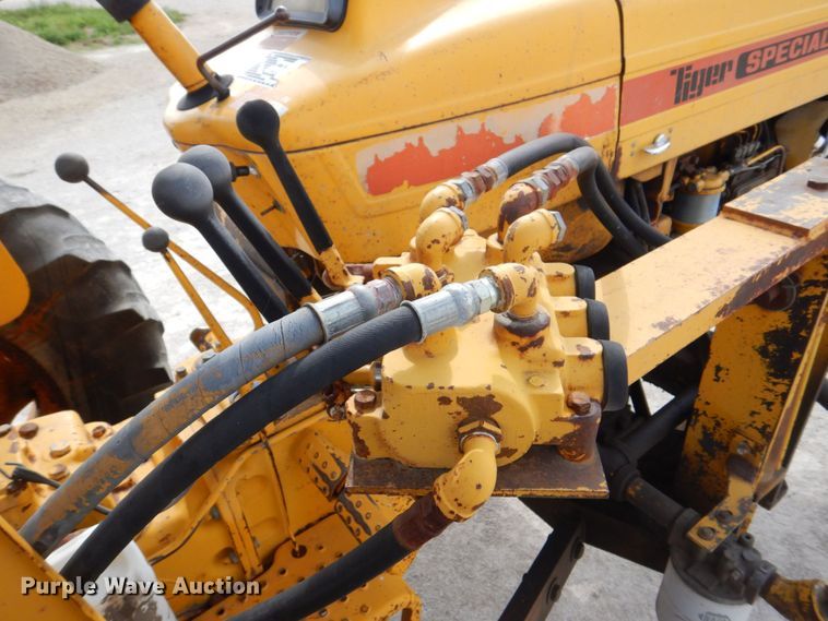 image for item DS8179 1979 Ford 6600 Tiger Special  tractor