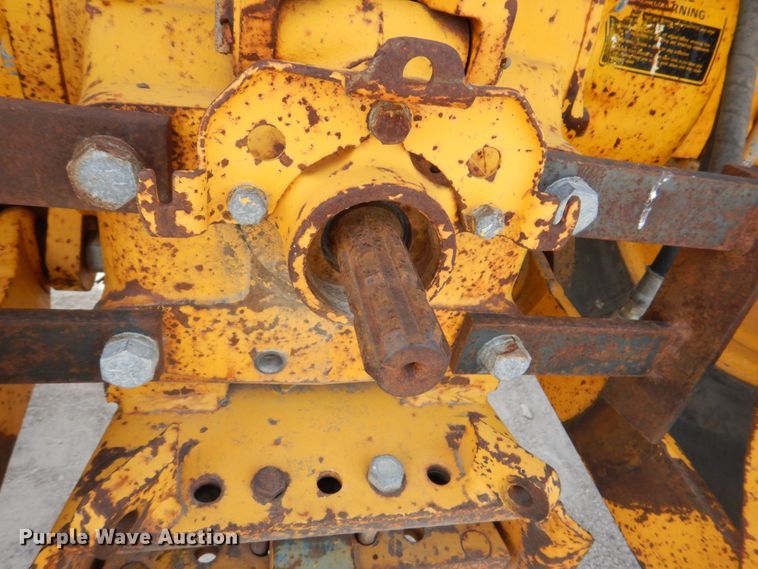 image for item DS8179 1979 Ford 6600 Tiger Special  tractor