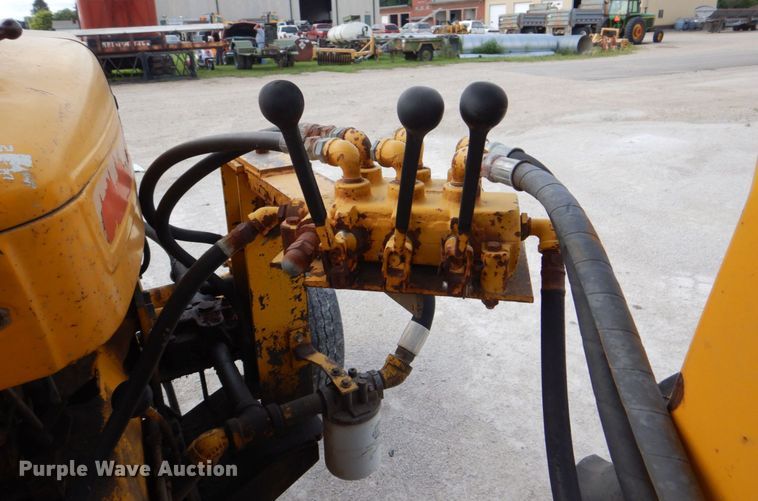 image for item DS8179 1979 Ford 6600 Tiger Special  tractor