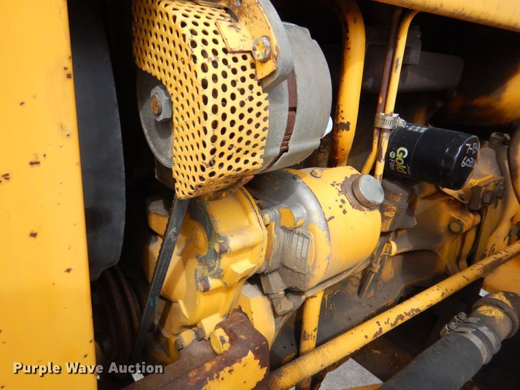 image for item DS8179 1979 Ford 6600 Tiger Special  tractor