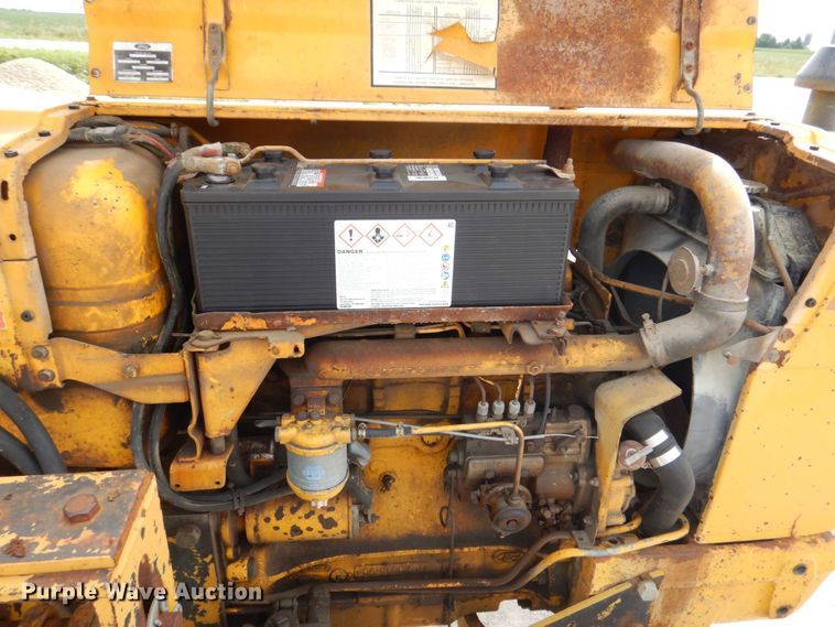 image for item DS8179 1979 Ford 6600 Tiger Special  tractor