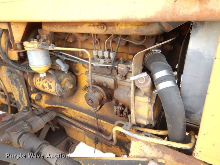 image for item DS8179 1979 Ford 6600 Tiger Special  tractor