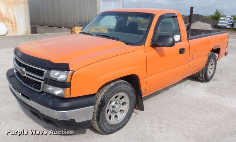 image for item DS8182 2006 Chevrolet Silverado 1500  pickup truck