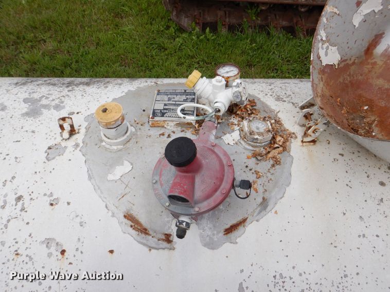 image for item DS8184 1973 Eveready A500H  propane tank