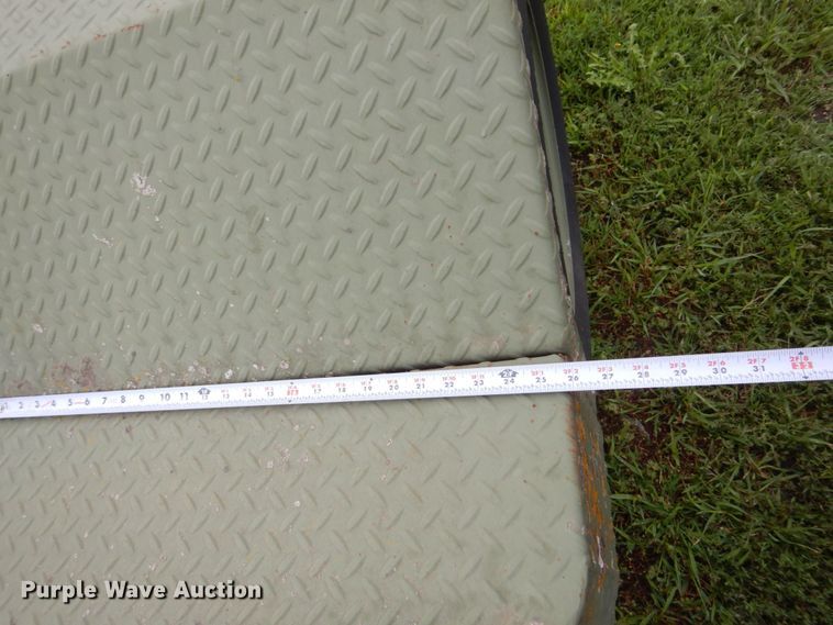 image for item DS8185 Utility trailer