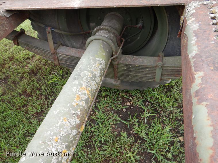 image for item DS8185 Utility trailer