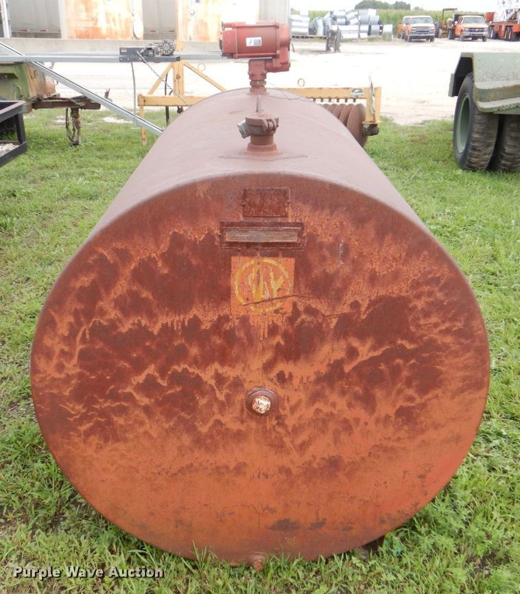 image for item DS8186 Kay Tank  fuel tank