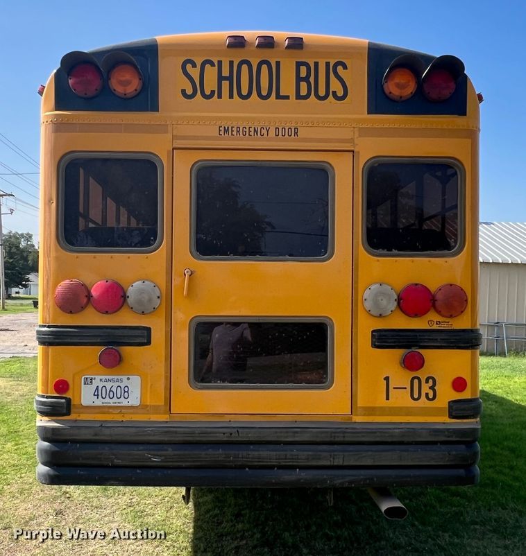image for item DS8480 2003 International CE  school bus