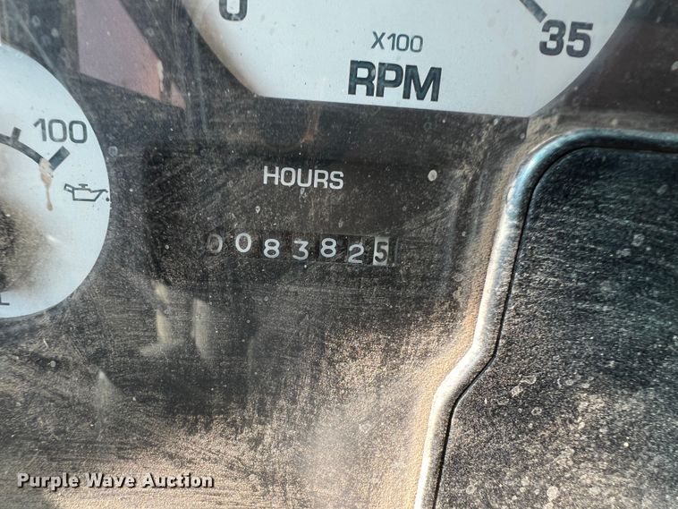 image for item DS8480 2003 International CE  school bus