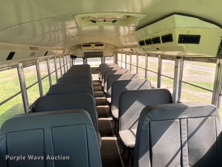 image for item DS8480 2003 International CE  school bus