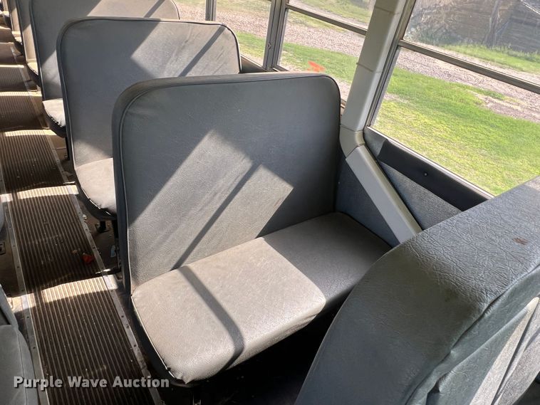 image for item DS8480 2003 International CE  school bus