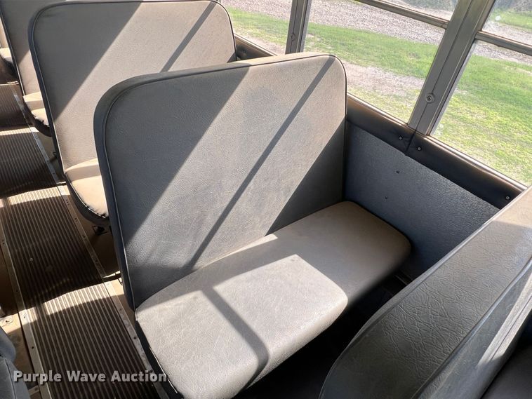 image for item DS8480 2003 International CE  school bus