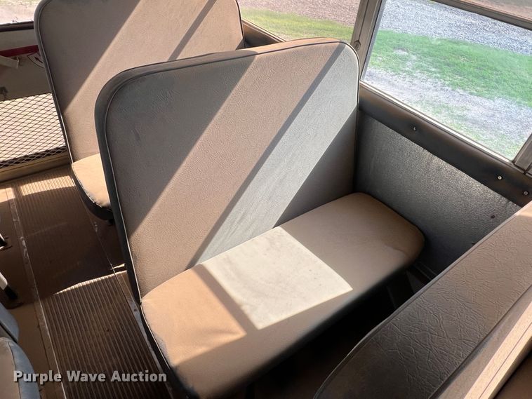 image for item DS8480 2003 International CE  school bus