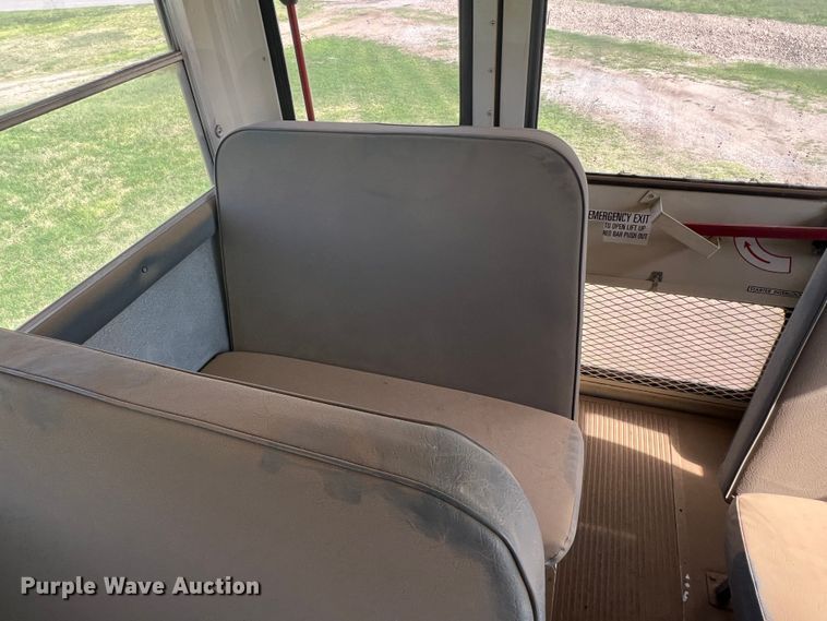 image for item DS8480 2003 International CE  school bus