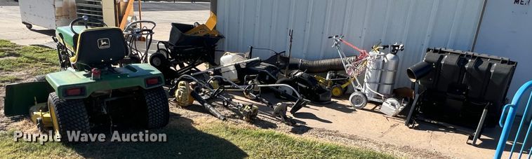image for item DS8482 Lawn and garden equipment