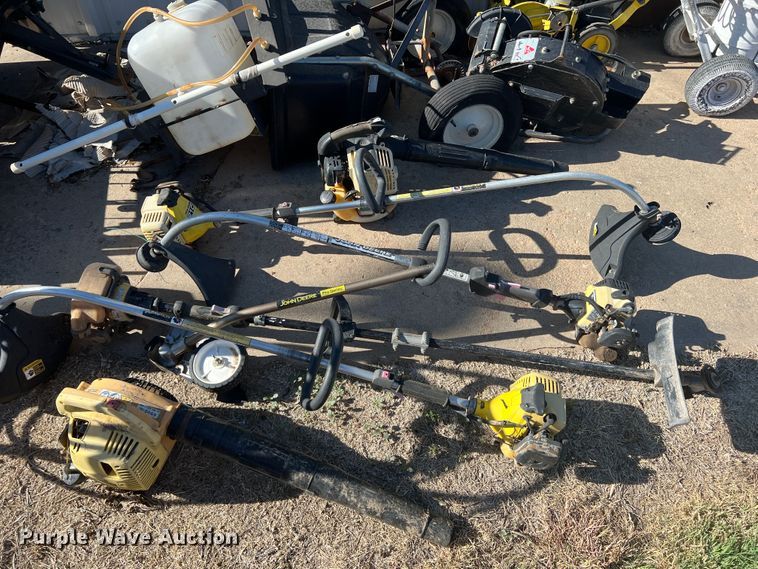 image for item DS8482 Lawn and garden equipment