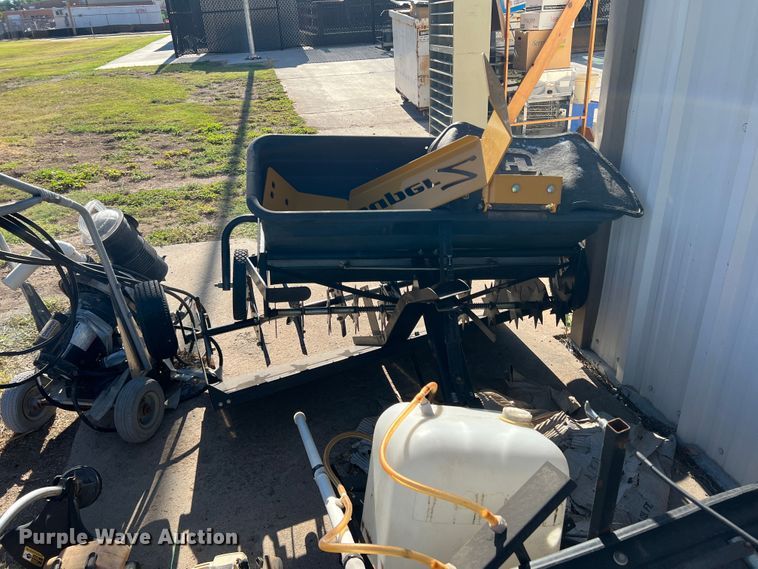 image for item DS8482 Lawn and garden equipment