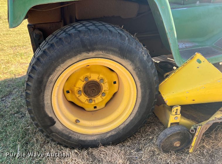 image for item DS8482 Lawn and garden equipment