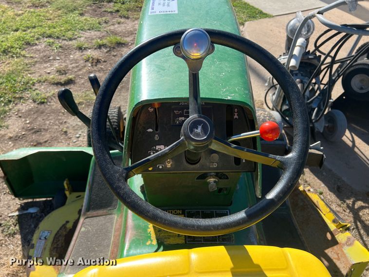 image for item DS8482 Lawn and garden equipment