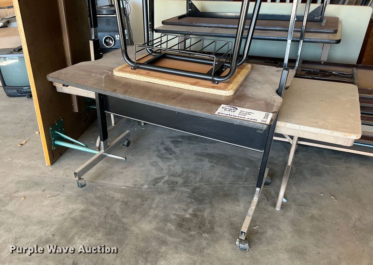 image for item DS8488 (17) tables